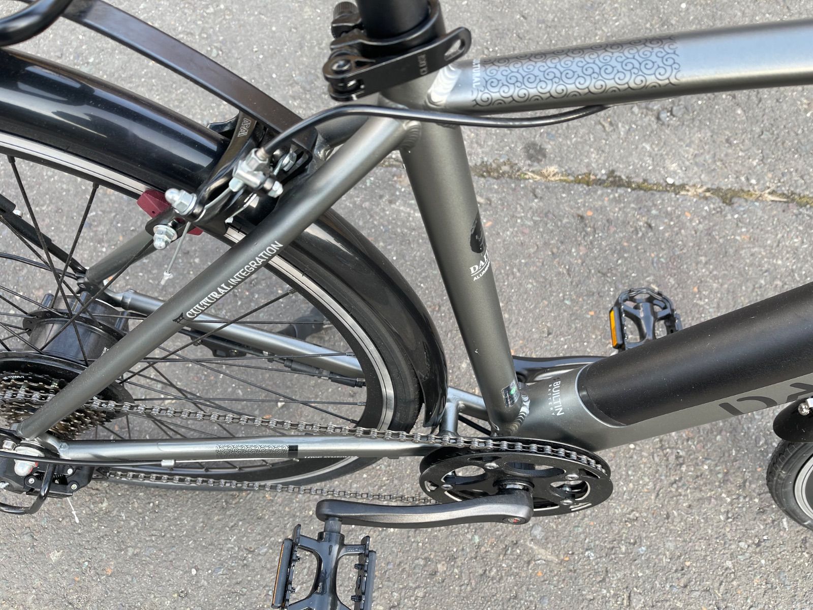 動作確認済】送料無料BUILTIN電動アシスト自転車 DAITORA 36V9.6Ah