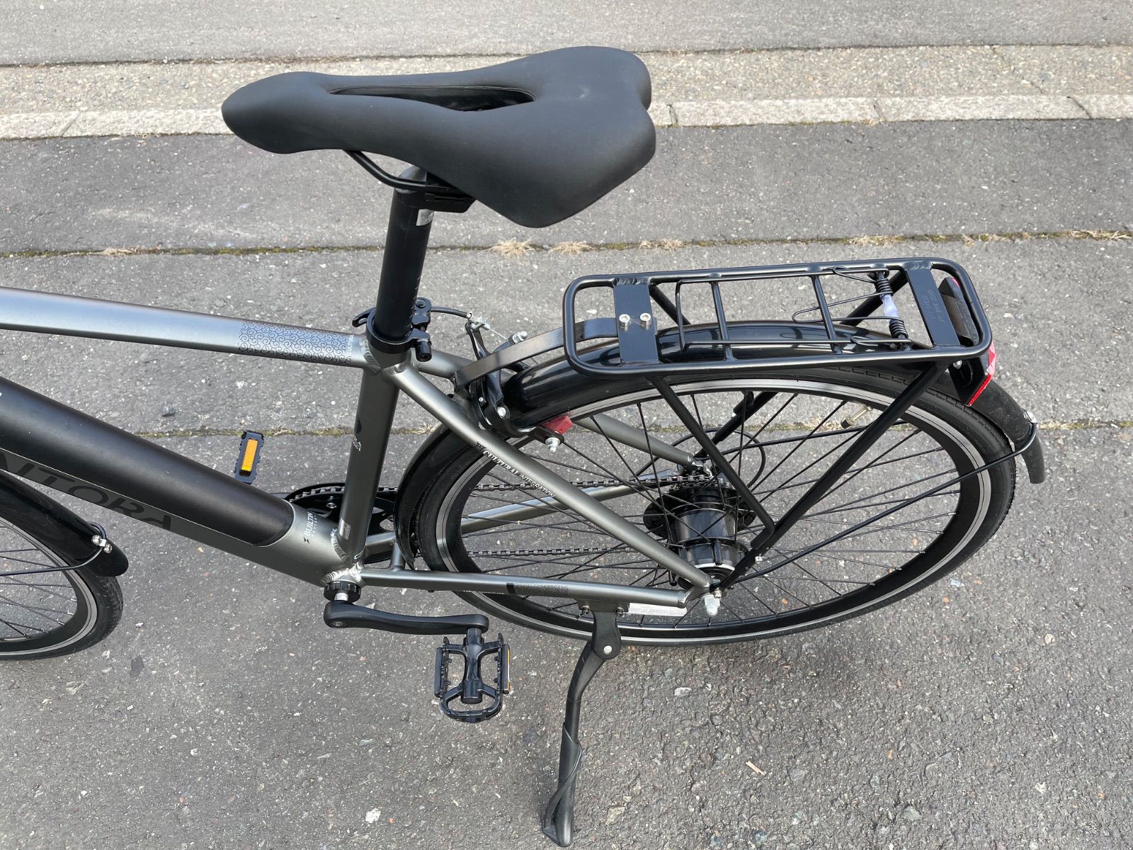 動作確認済】送料無料BUILTIN電動アシスト自転車 DAITORA 36V9.6Ah