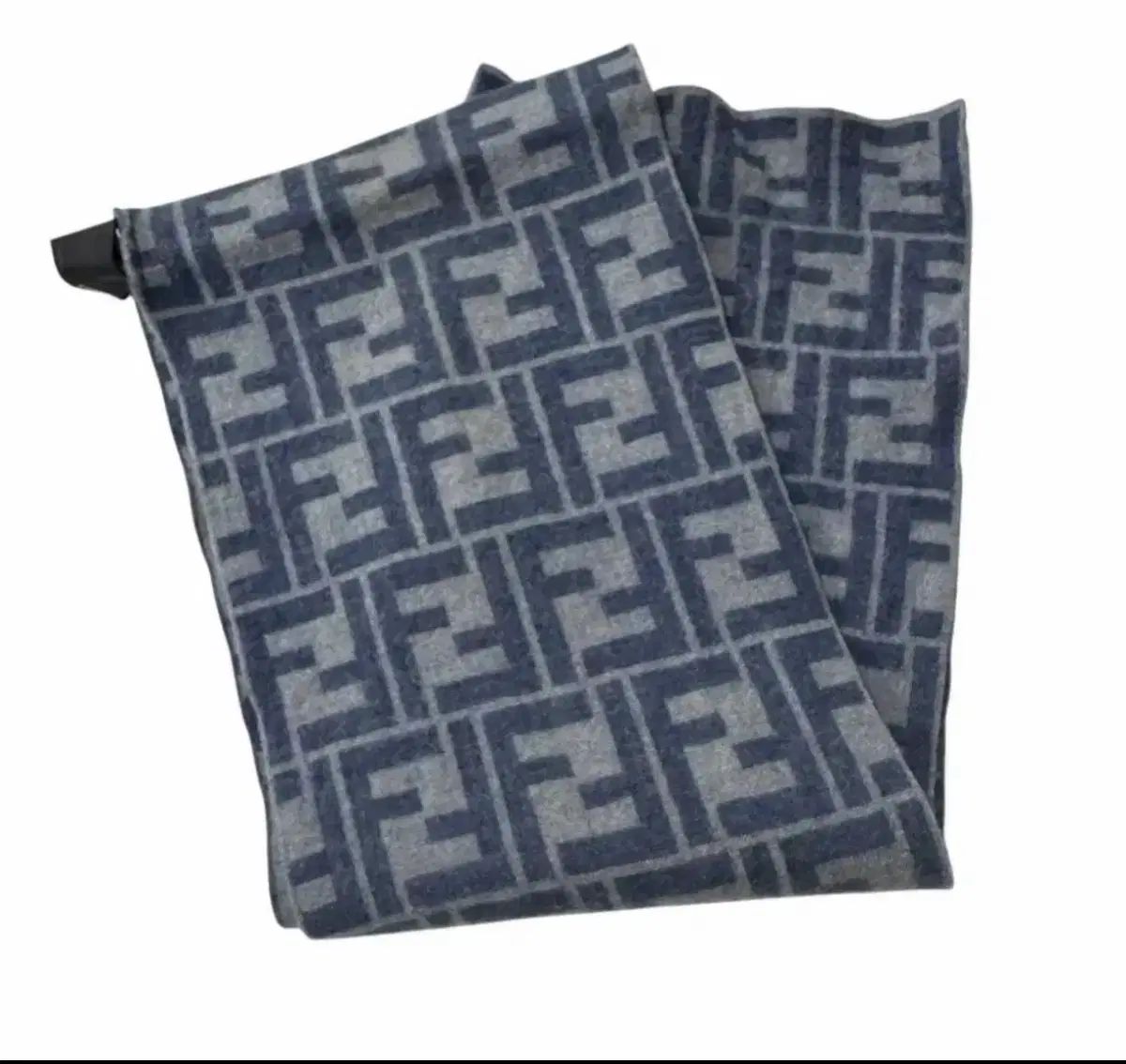FENDI フェンディ FF ロゴ マフラー スカーフ - メルカリ