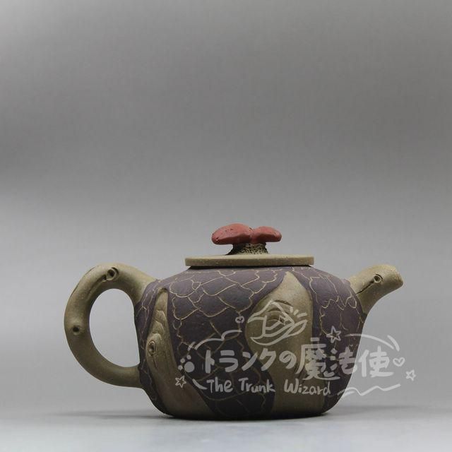 大特価人気商品☆2色の霊芝を春に供紫砂壺 中国宜興 紫泥急須?茶壺