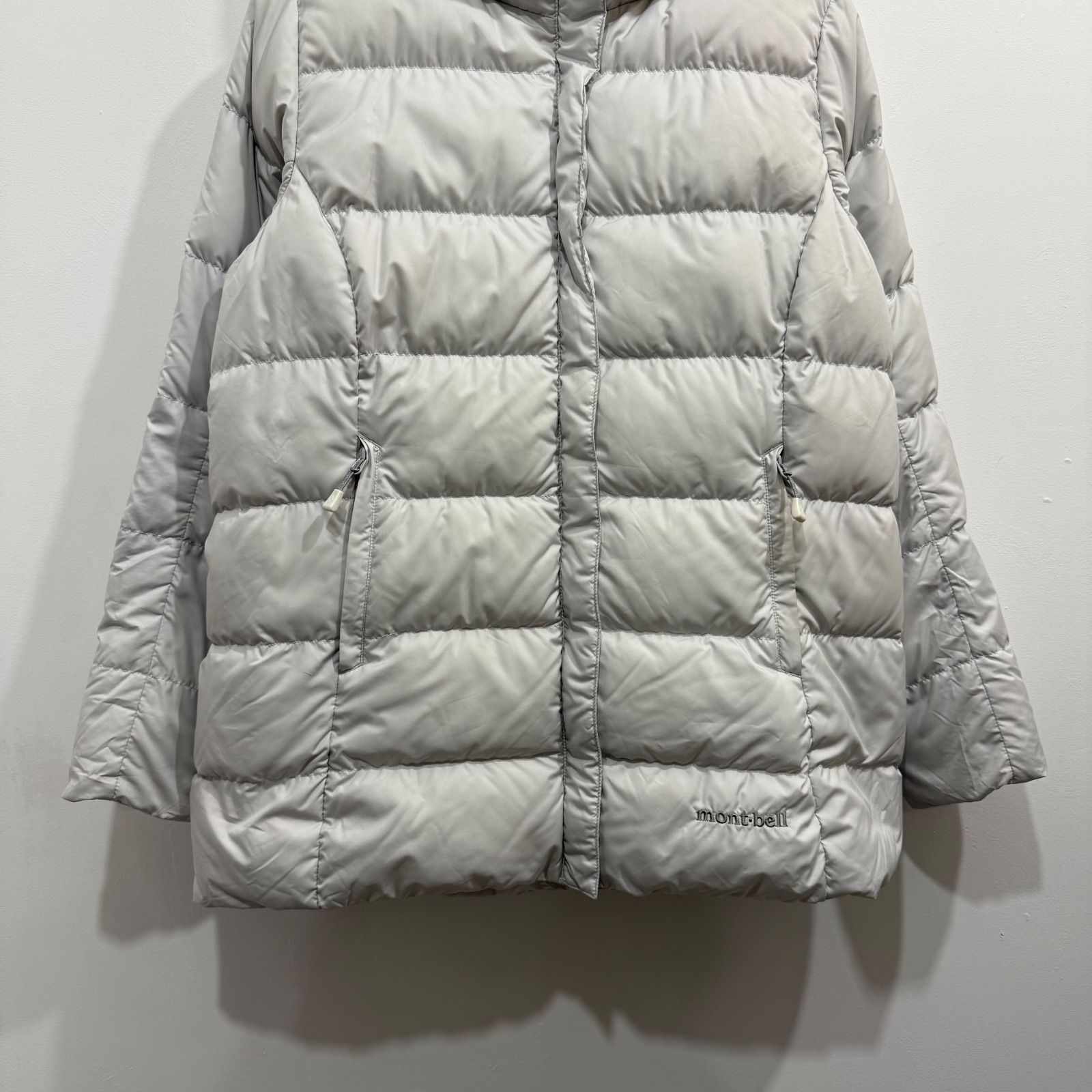 モンベル 800フィルパワー トラベルダウンパーカ Women's ライトグレー