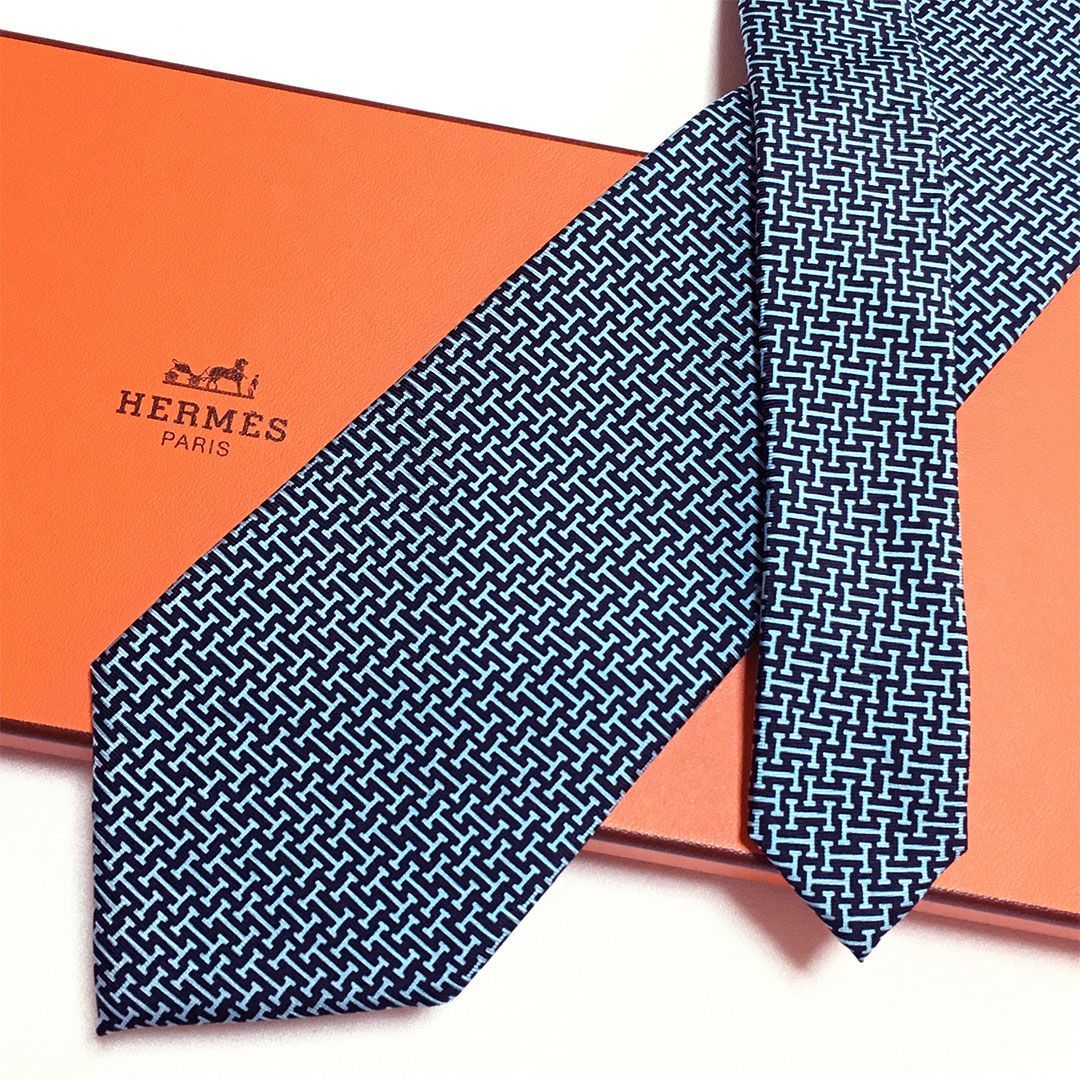 未使用級 エルメス HERMES ネクタイ シルク100% ネイビー / ライト