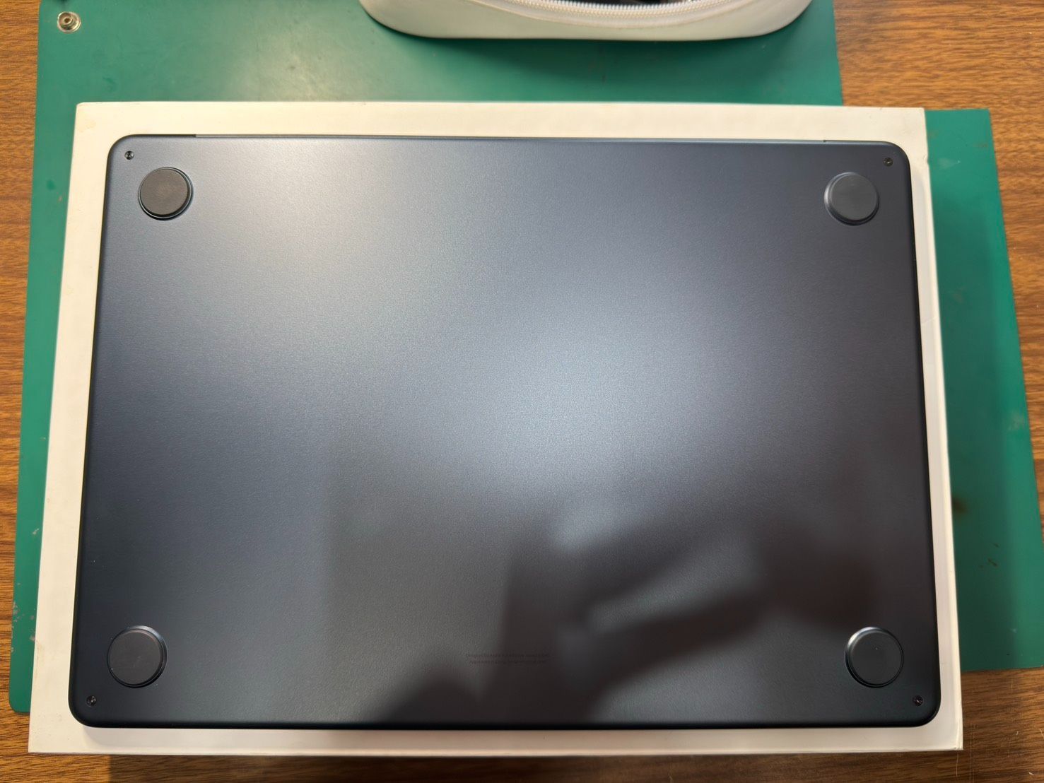 MacBook Air M4 13インチ 256GB ミッドナイト 初期化済 箱・充電器 