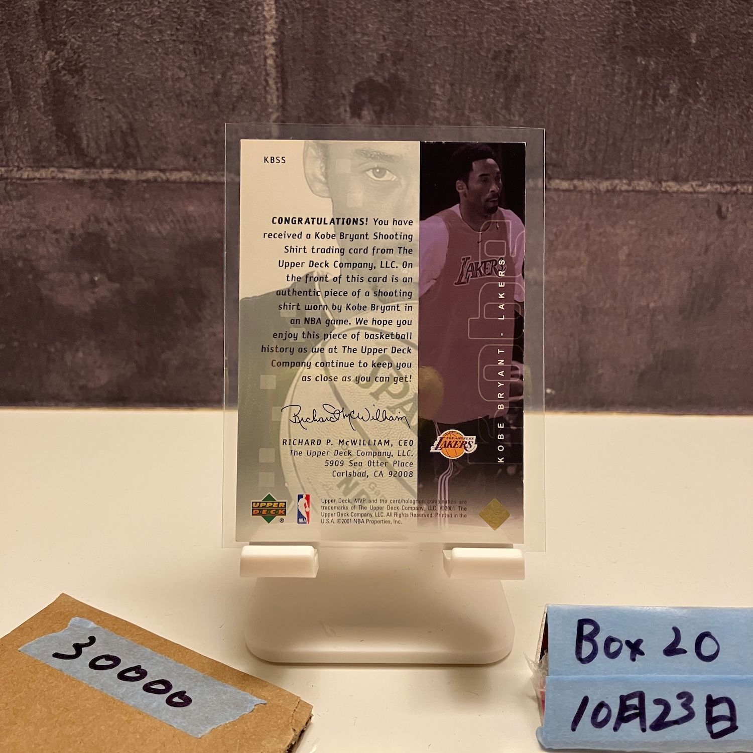 2001 02 Upper Deck MVP Kobe Bryant Los Angeles Lakers Game shooting Shirt ジャージ カード