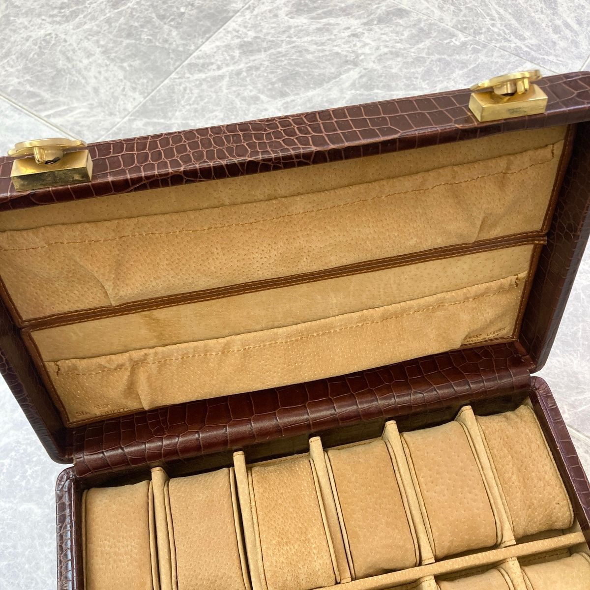 K*A様 サーロンドス クロコダイル風 腕時計ケース 新品 SIR RONDO'S