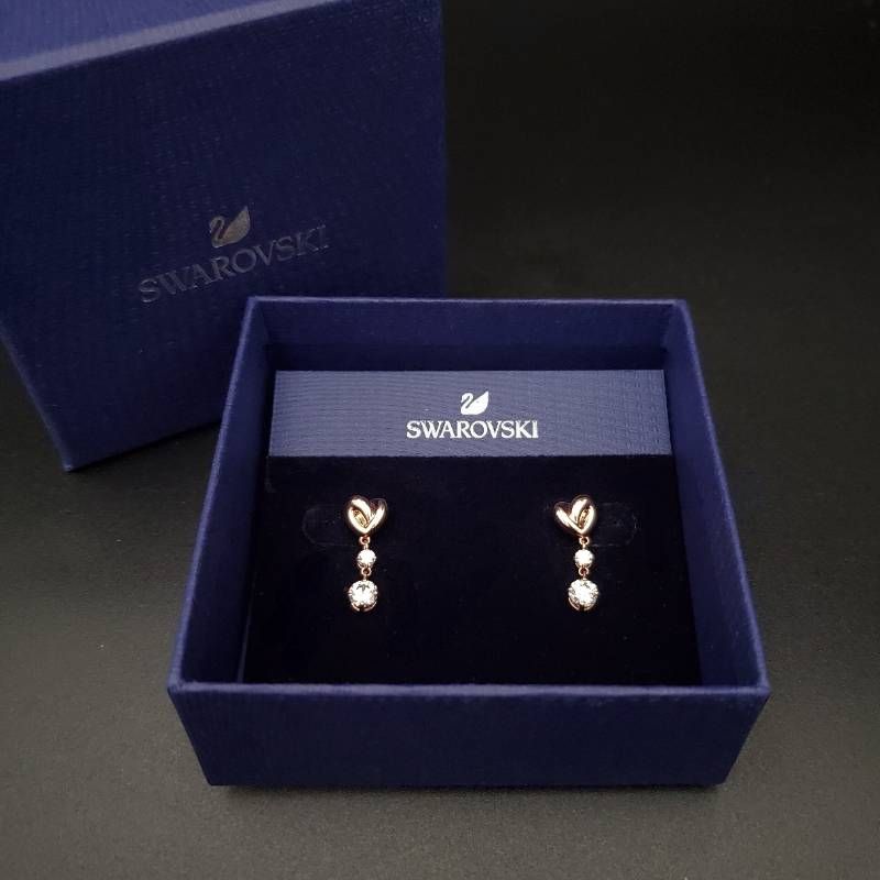 美品 SWAROVSKI スワロフスキー ピアス ハート クリスタル ライン 