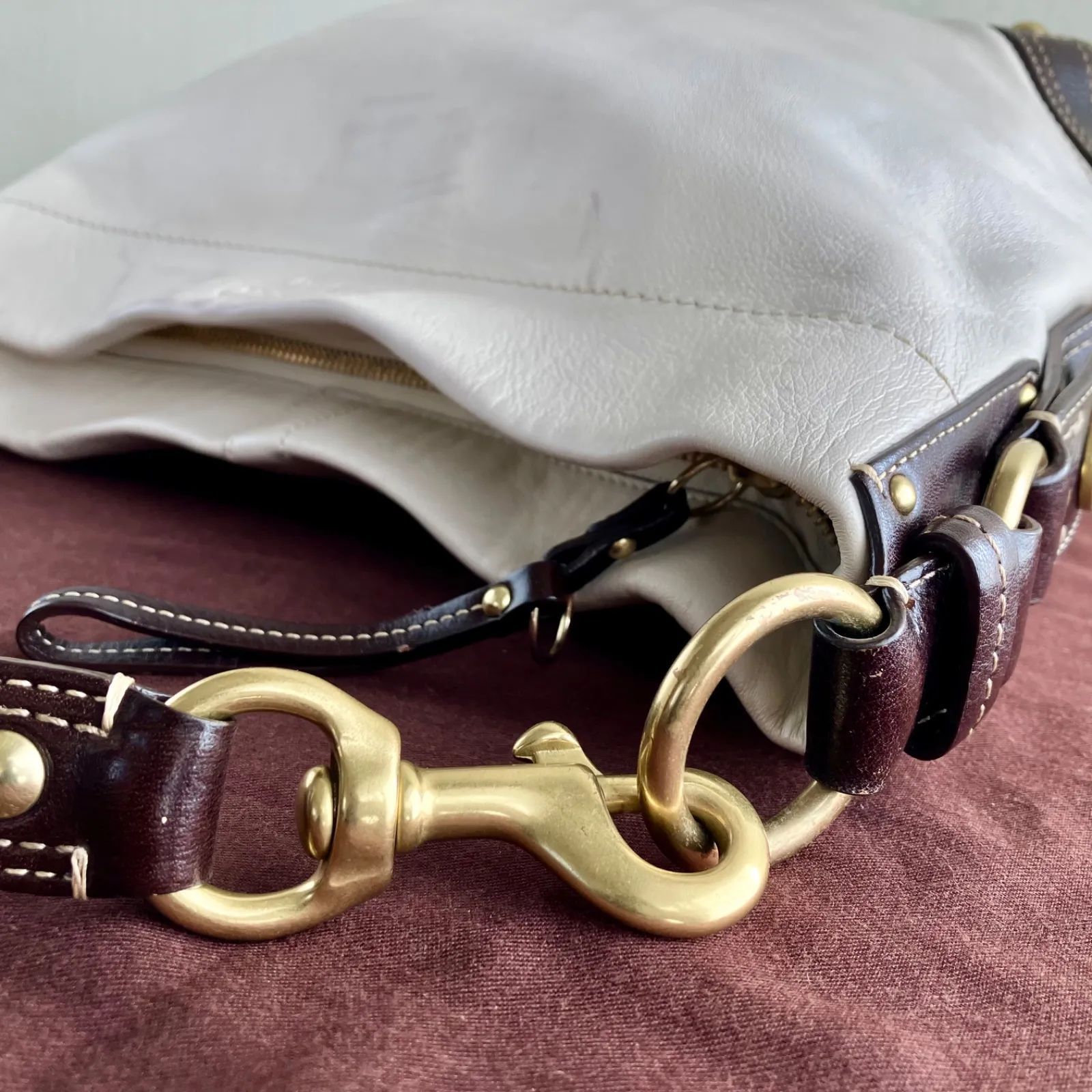 y2k Coach Vintage Carly Hobo Shoulder Bag Ivory Leather Brass 