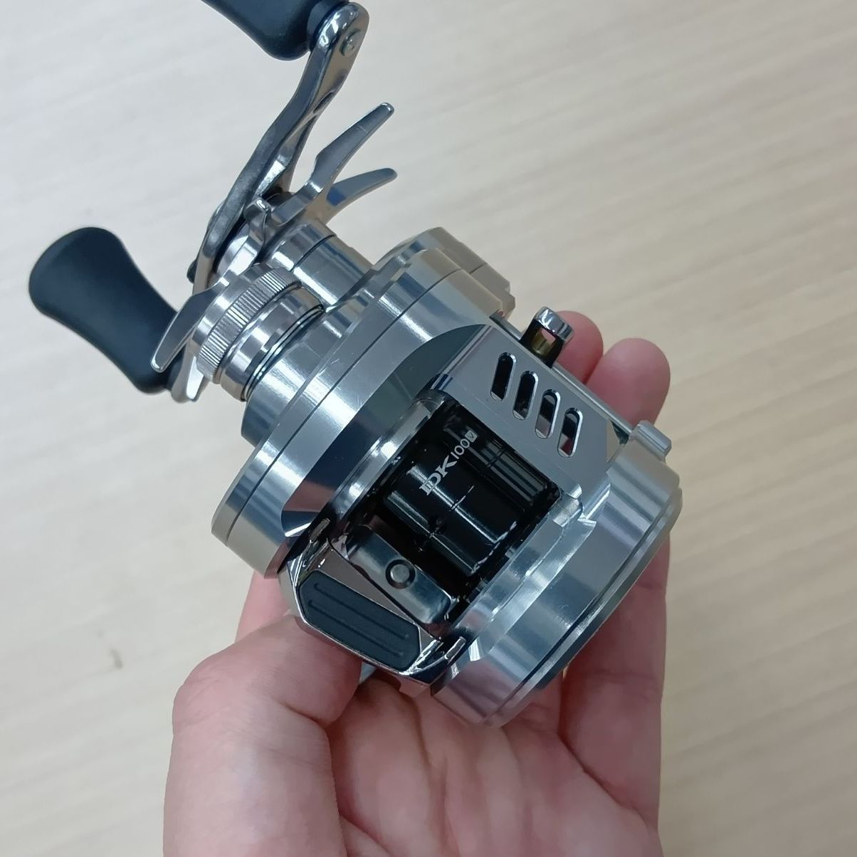 相模原橋本店 併売】ラインサービス中！GOTOP DK100 ベイトリール