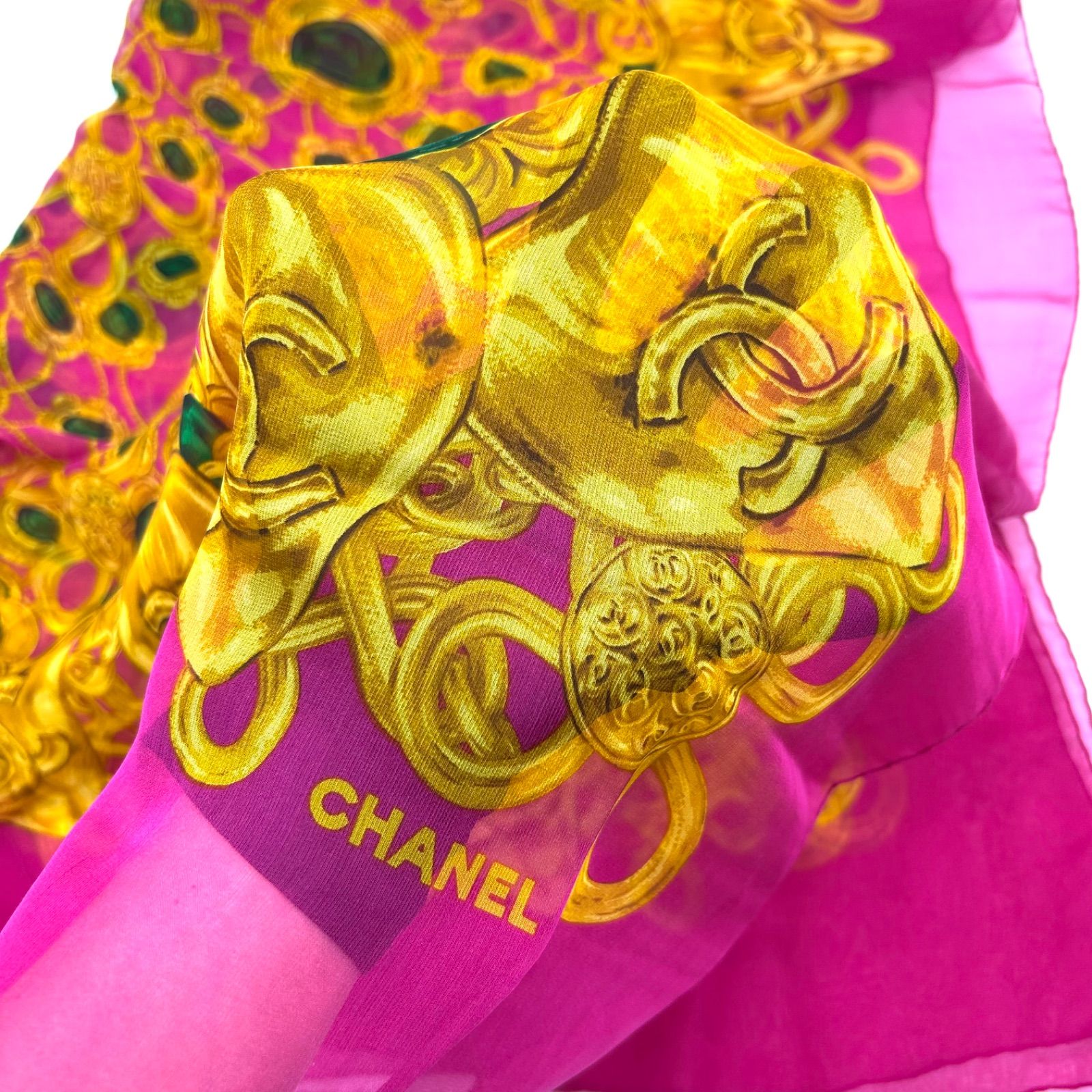 CHANEL シフォン スカーフ CHANEL シャネル シフォン スカーフ 大判 135×135 ココマーク ゴールド