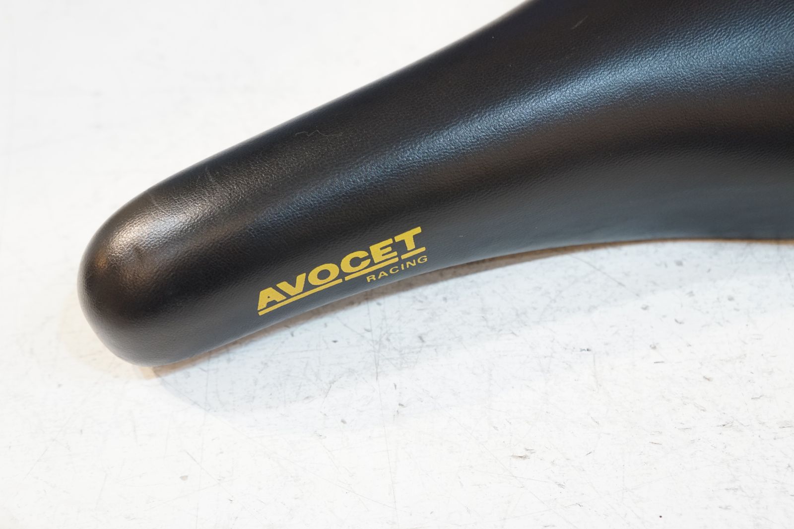 AVOCET 「アボセット」 RACING サドル / バイチャリ浦和ベース - メルカリ