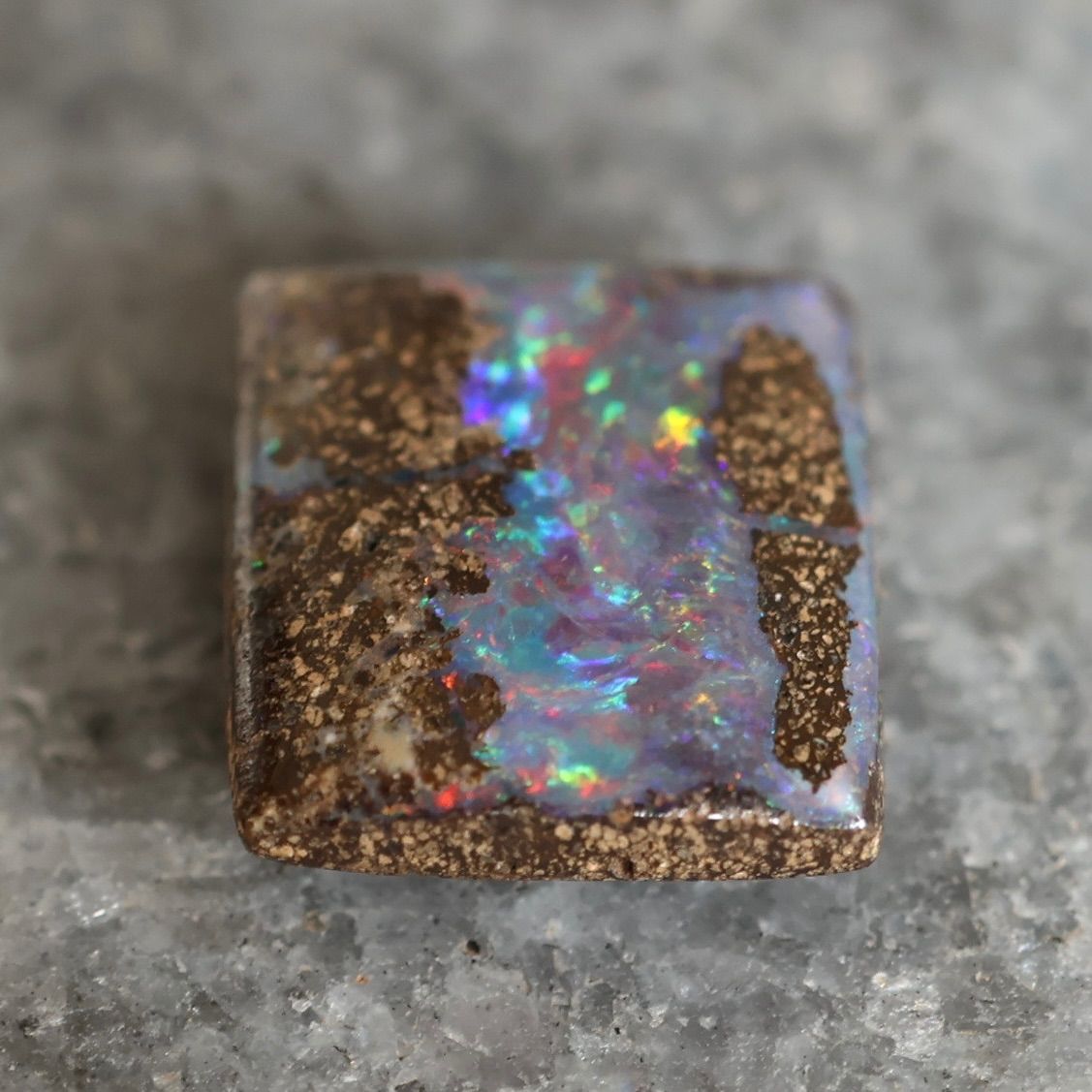 天然ボルダーオパール 1.97ct クイーンズランド産 オーストラリア産