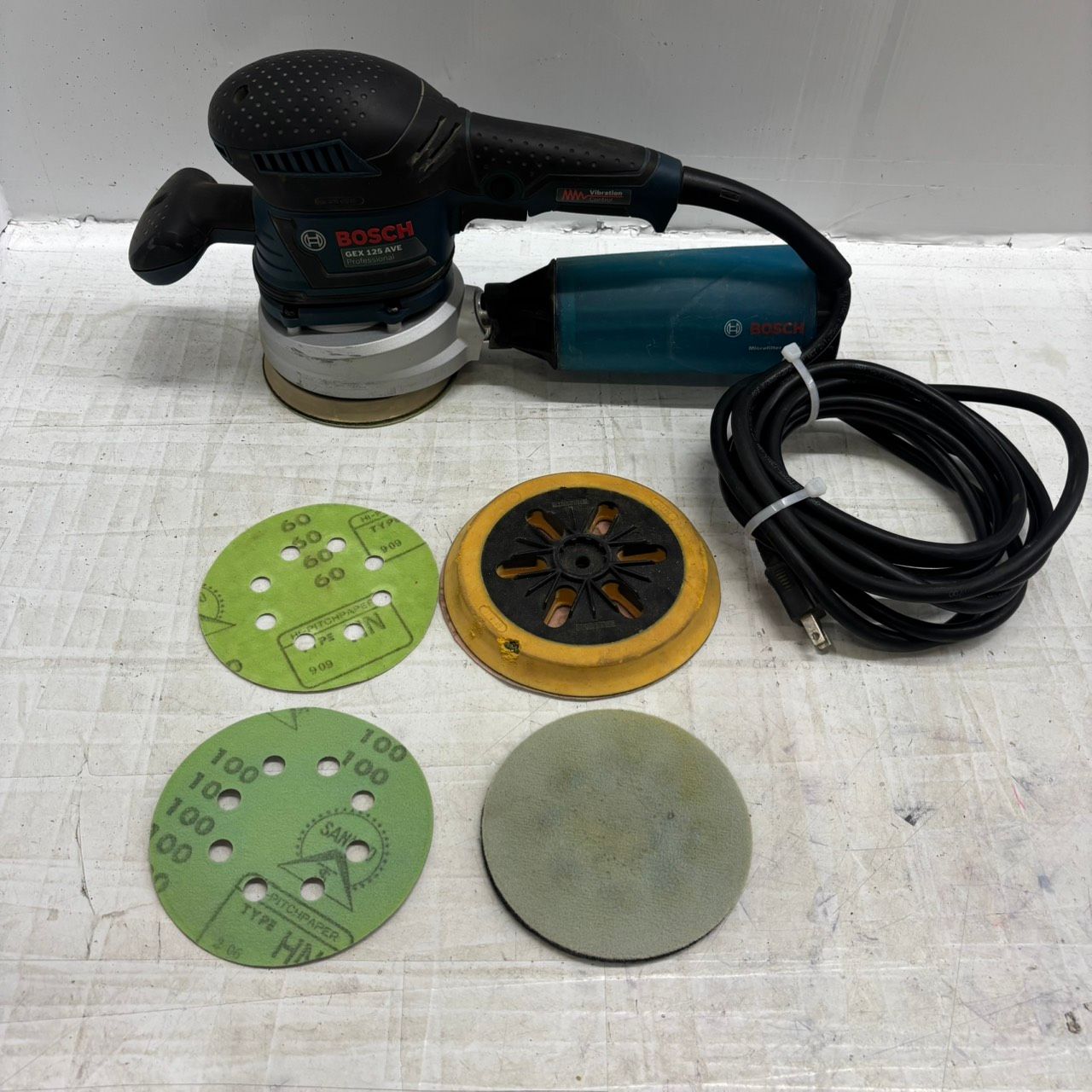 h 11488 BOSCHランダムアクションサンダー GEX 125 AVE