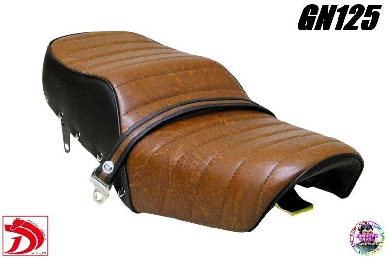 バイク 新品でローダウンGN125 鋲打ち 茶ツートン タックロール