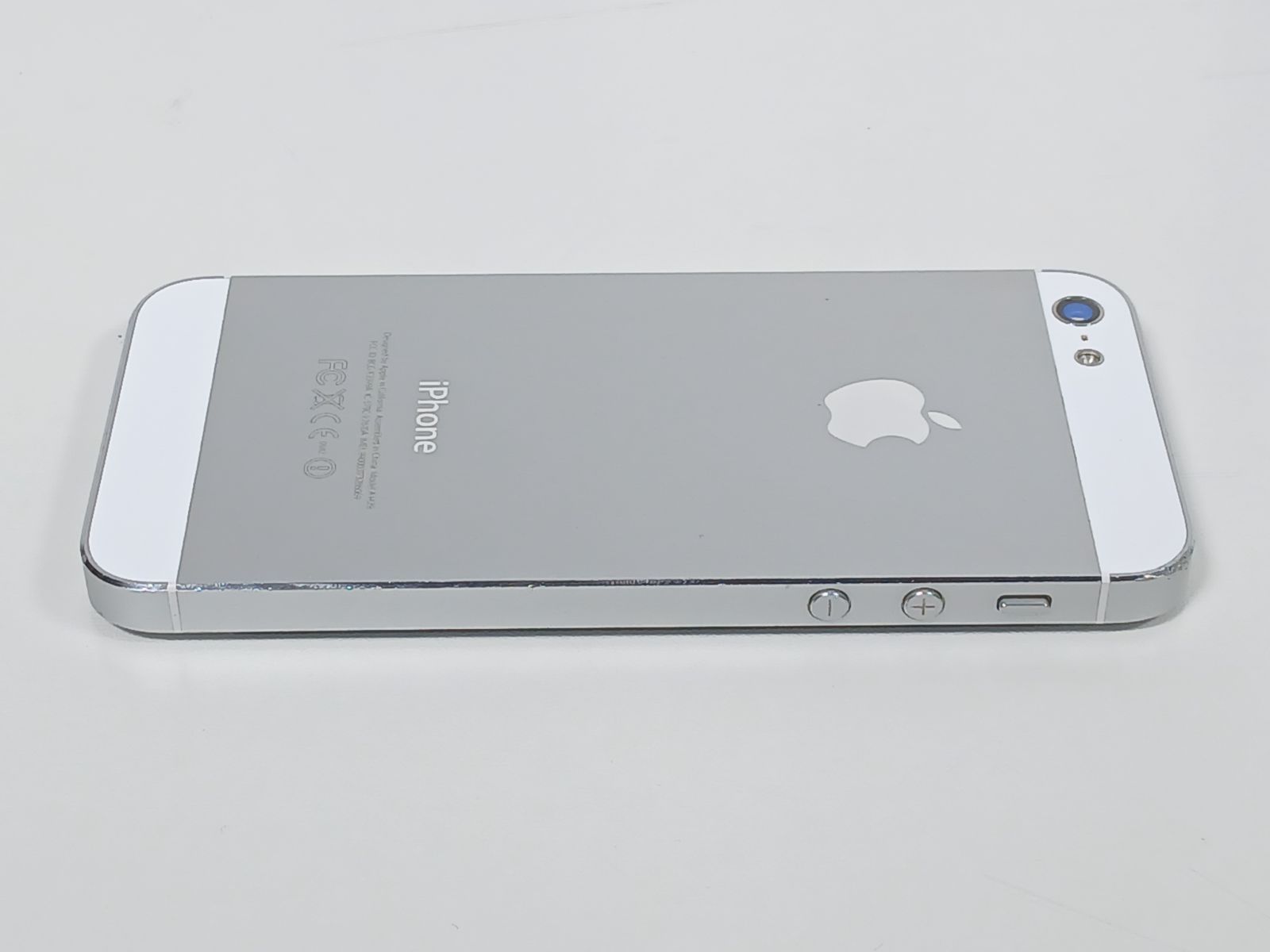 Apple アップル iPhone 5 16GB ホワイトシルバー au ND105J/A - メルカリ