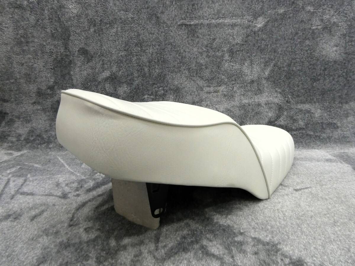 GN125 白皮 タックロールシート ベルト付 / ホワイトWHITE白GN125H