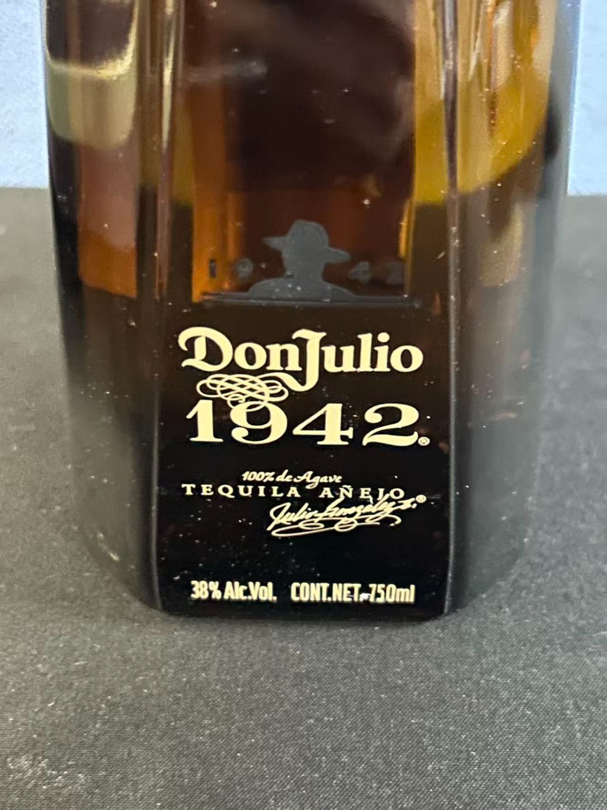ドン・フリオ 1942 テキーラ 750ml 新品 - メルカリ