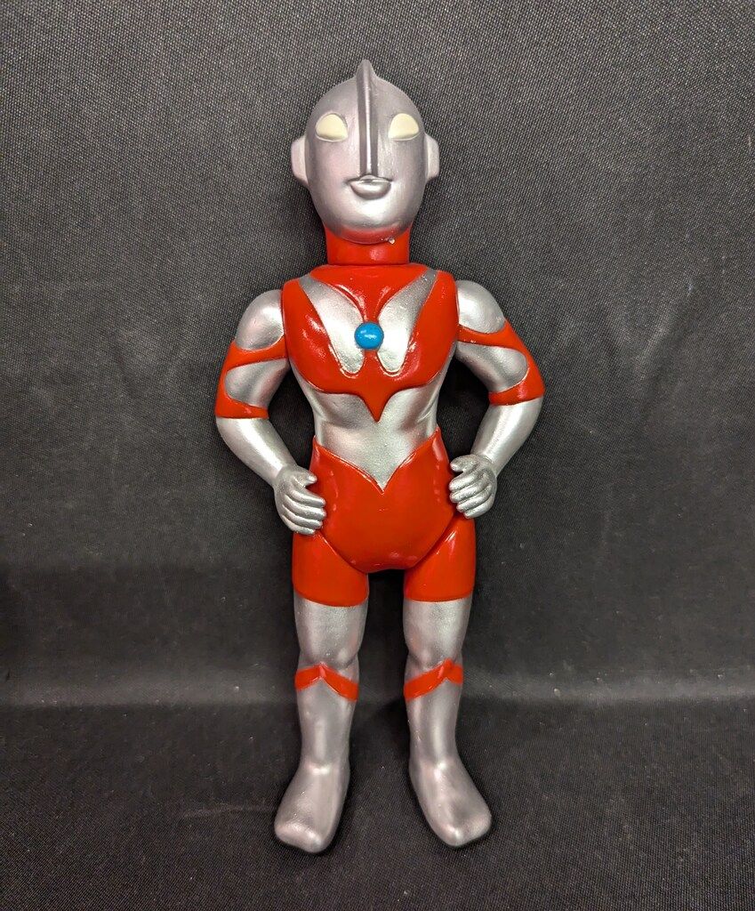 ブルマァク ブルマァクの怪獣シリーズ ウルトラマン 赤成型 シルバー塗装