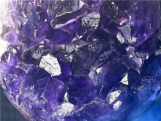 AAA級家庭円満◆天然ウルグアイ産アメジスト原石B79G3/211G116B AAA級家庭円満◇天然ウルグアイ産アメジスト開口笑B88G3/81G24A - メルカリ