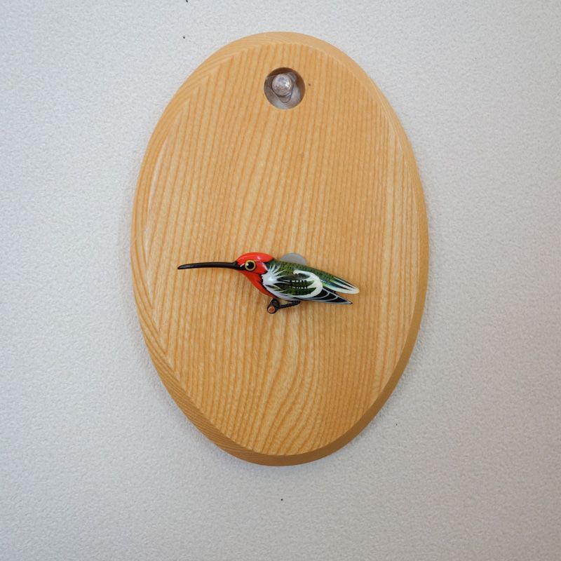 木彫りの野鳥ブローチ ハミングバード ラブバード - メルカリ