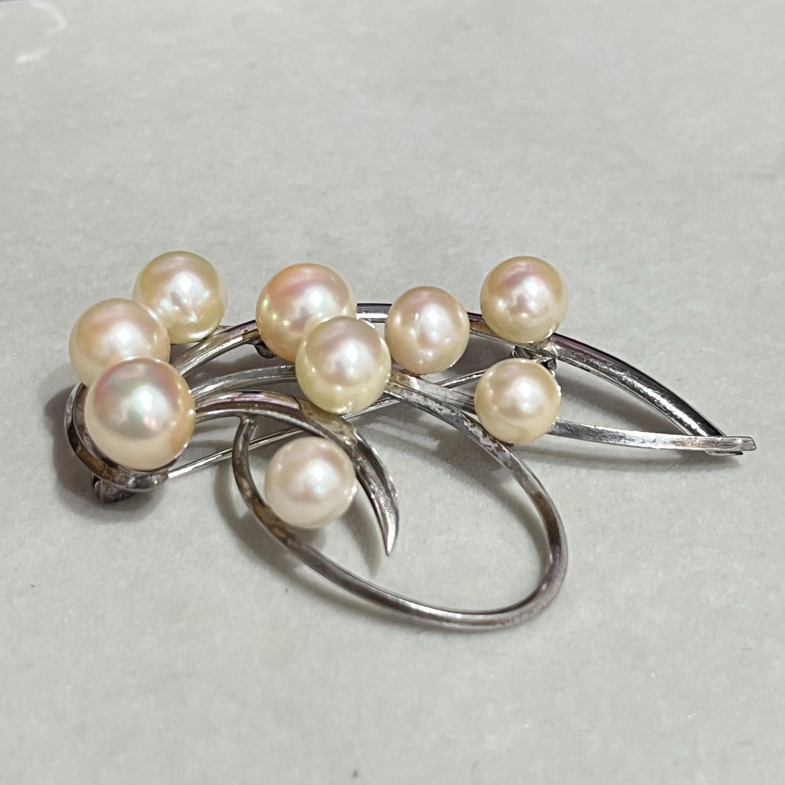 ミキモト アコヤパール シルバーブローチ パール9粒 / MIKIMOTO アコヤ