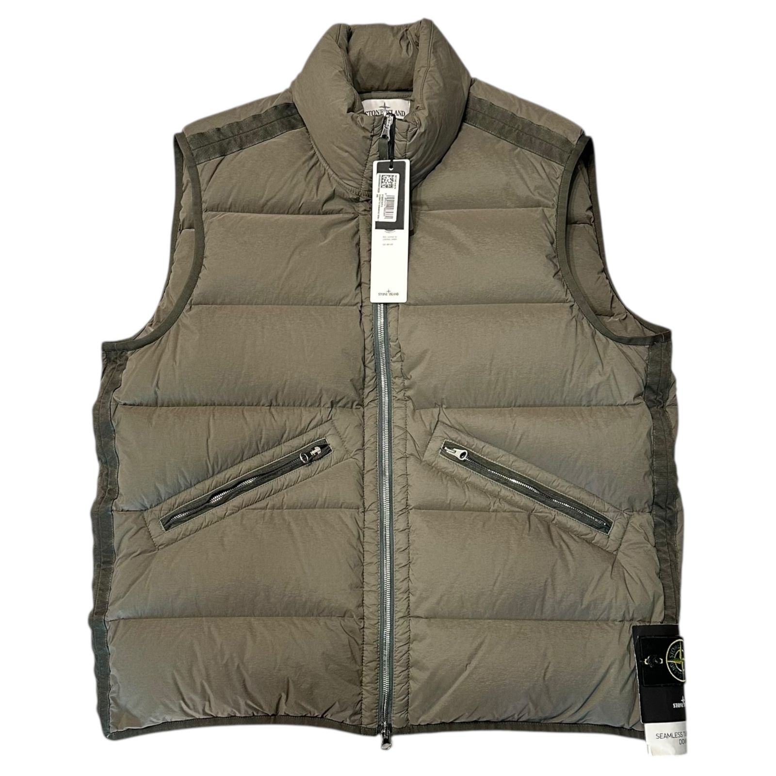 STONE ISLAND(ストーンアイランド) 24AW SEAMLESS TUNNEL NYLON DOWN 