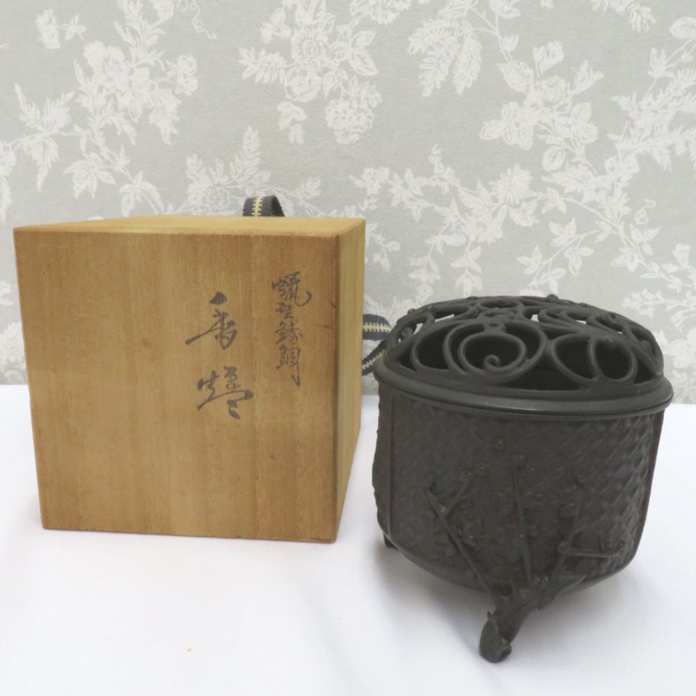 骨董・民芸品 高岡銅器 須賀七郎 月芳 蠟型鋳銅 香爐 香炉 松竹梅 三つ