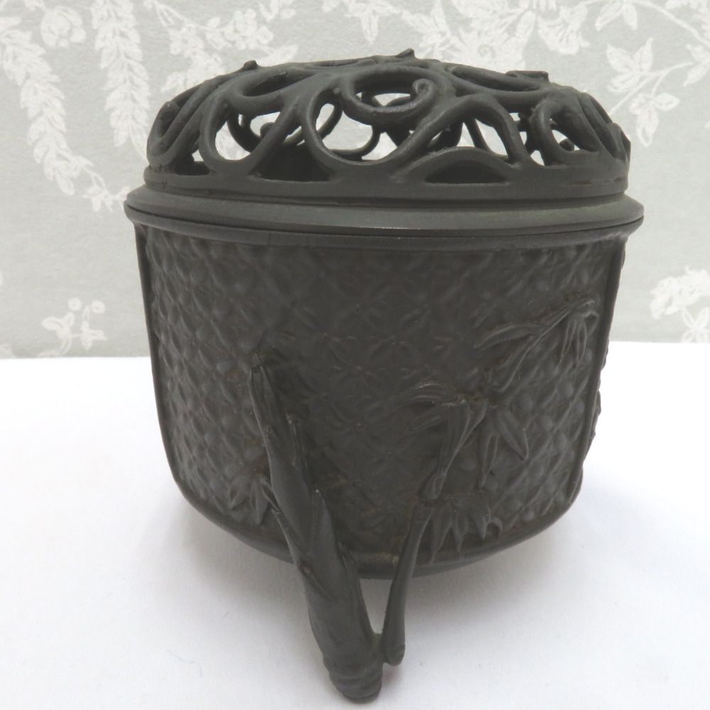 骨董・民芸品 高岡銅器 須賀七郎 月芳 蠟型鋳銅 香爐 香炉 松竹梅 三つ