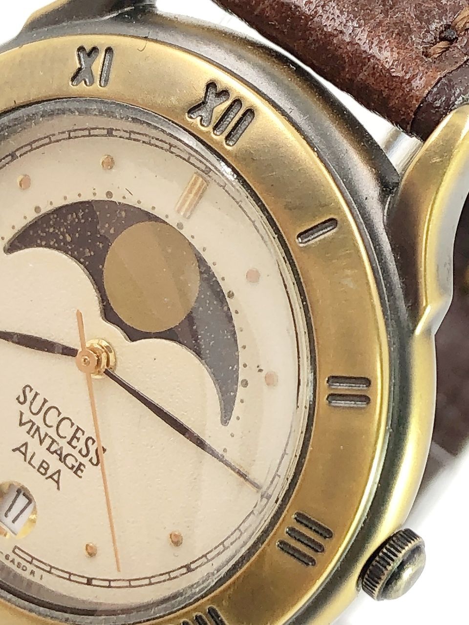 SEIKO ALBA 新品電池 稼働 時計 サン＆ムーン サクセス ヴィンテージ