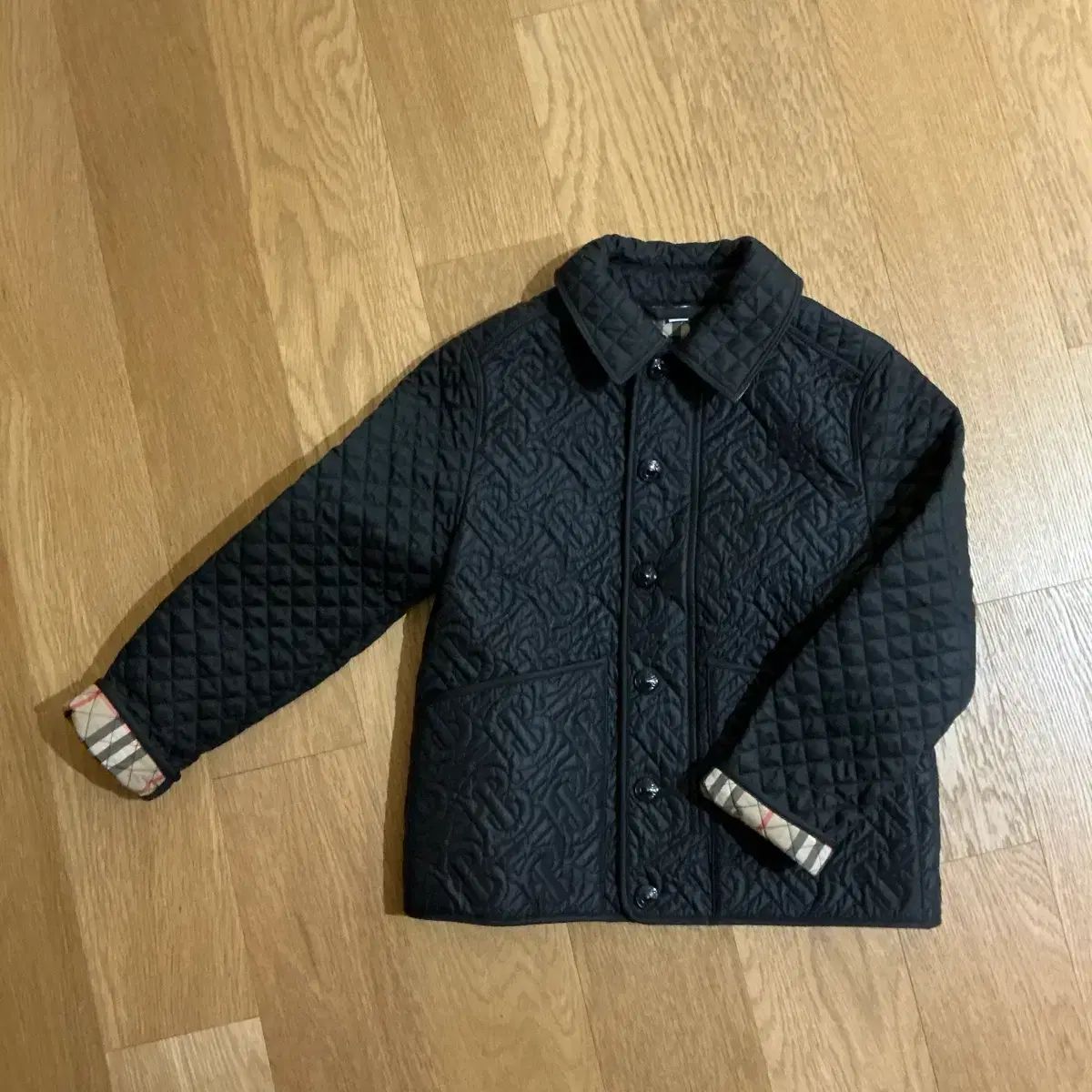 バーバリー　キッズ　８Ｙ　128 キルティング　ジャケット バーバリー キッズ キルティングジャケット 8Y - メルカリ