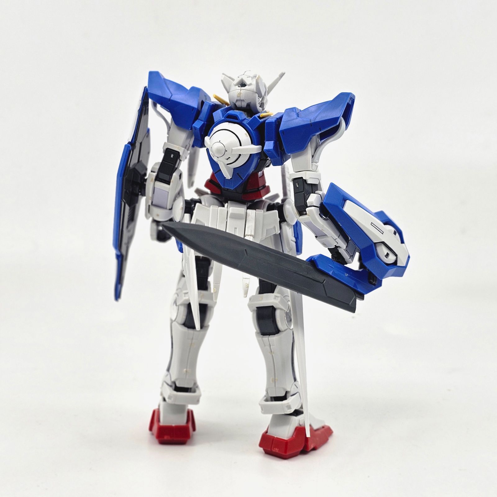 HG ガンダムエクシア ガンダムサバーニャ（最終決戦仕様） ガンプラ