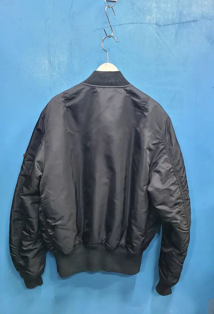 アルファインダストリーズ リバーシブル 星条旗 MA-1 ジャケット