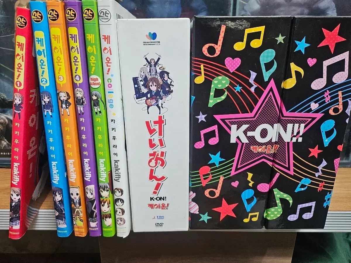 けいおん！ 漫画 単行本 + DVD セット - メルカリ