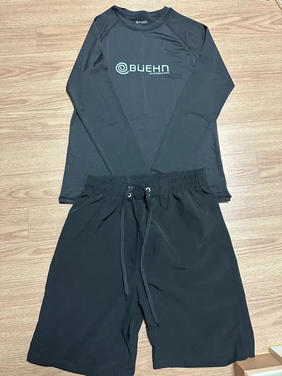 (男性L)ビヨン BUEHN ラッシュガード 上下セット ラッシュガード 水着