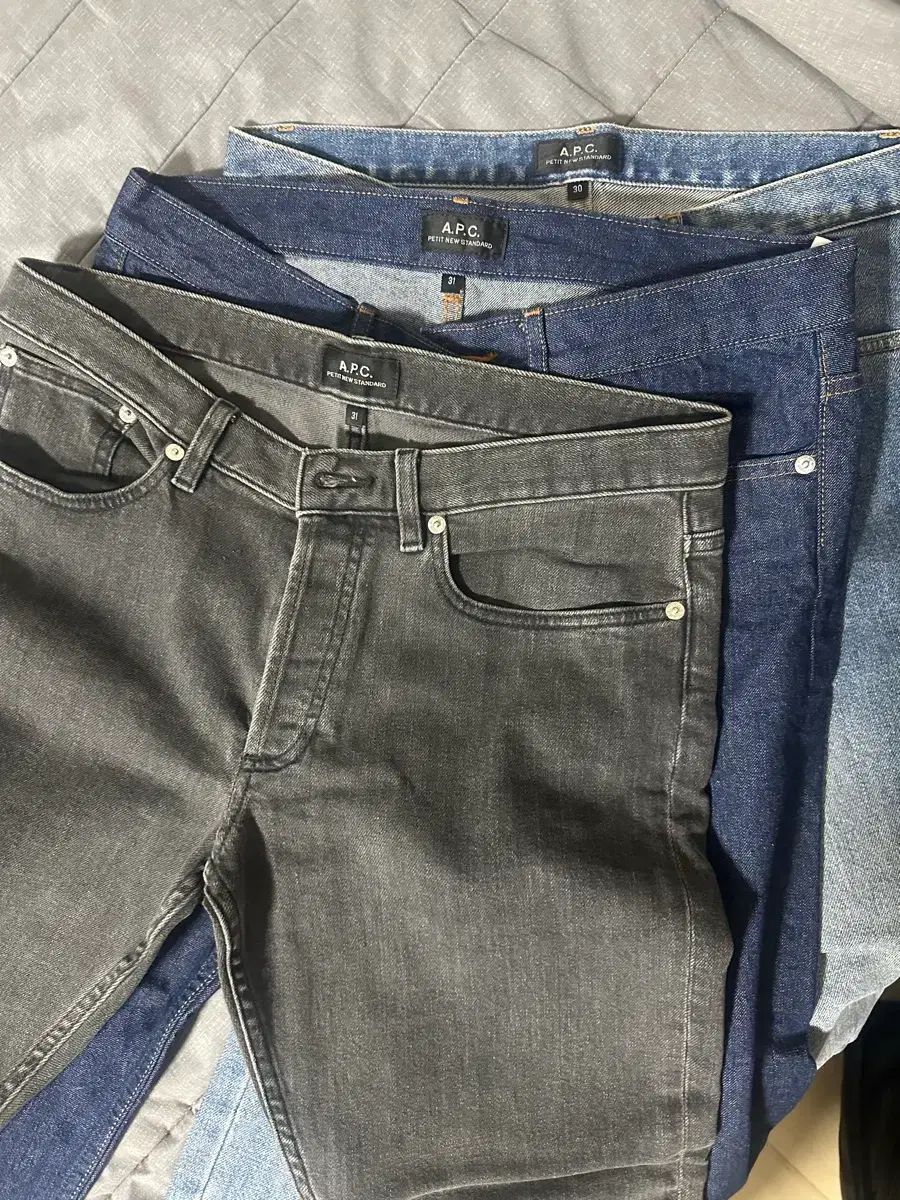 A.P.C. プチニュースタンダード デニムジーン 3種