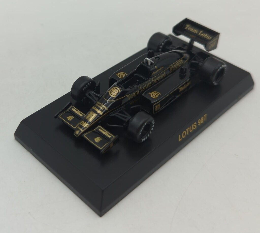 京商 1/64ロータスフォーミュラ ミニカーコレクション LOTUS 98T No11
