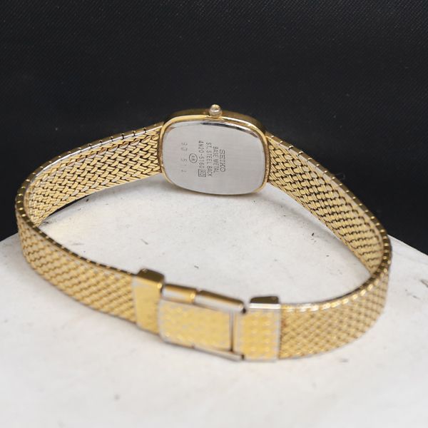 SEIKO セイコー エクセリーヌ 4N20-5160 QZ ゴールド文字盤 QZ セイコー エクセリーヌ 4N20-5160 ゴールド文字盤 レディース腕時計