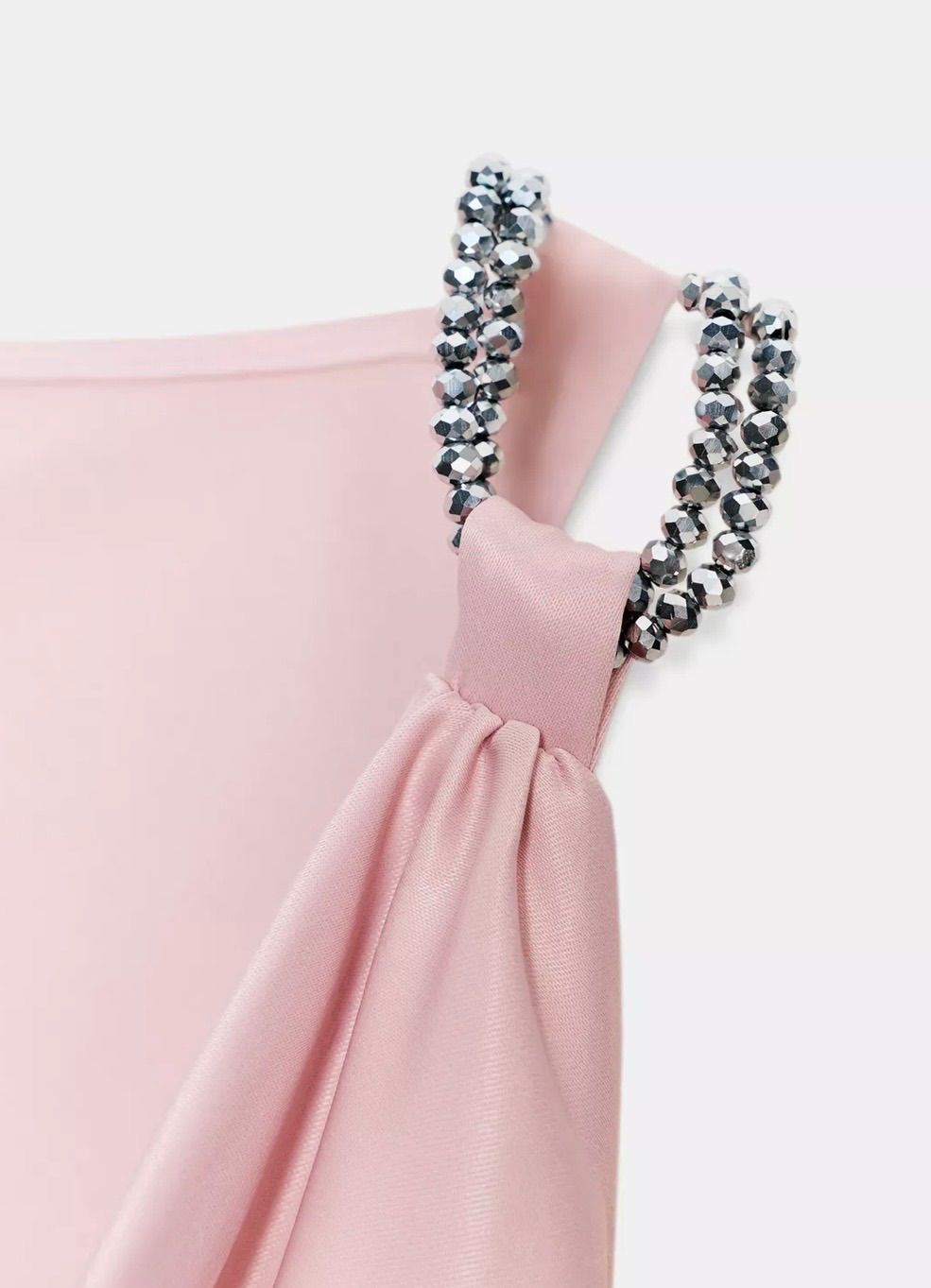 新品未使用ZARA(ザラ)サテンビーズ付きピンクキャミソールトップス 