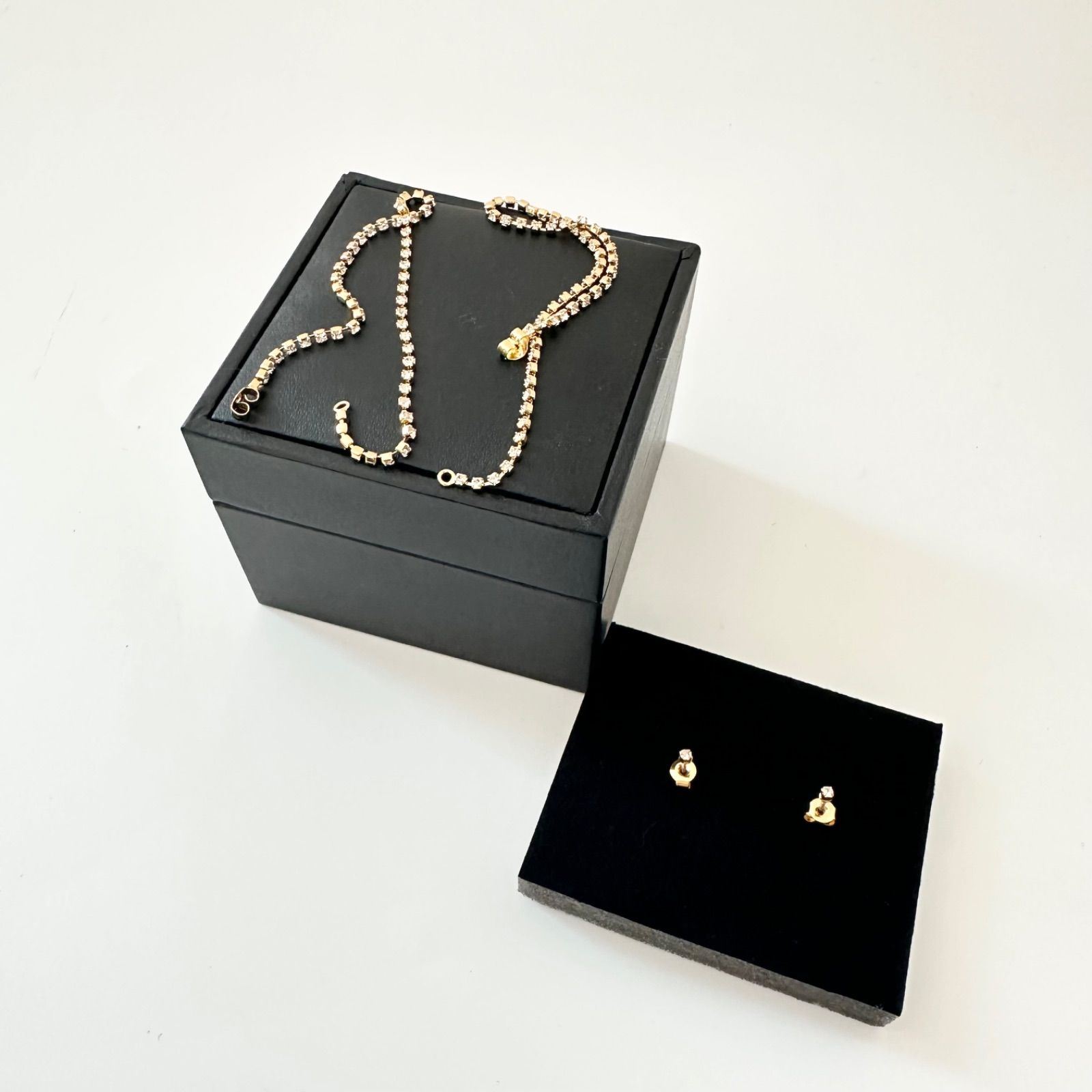 未使用級 ウィムガゼット Hoaw. ハァウ 2way ビジューアレンジピアス