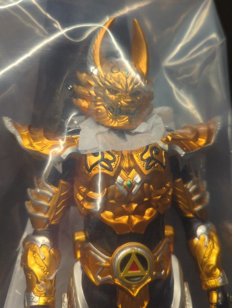 T-BASE 黄金騎士ガロ翔(道外流牙)★牙狼 鋼 GARO ソフビ フィギュア T-BASE 黄金騎士ガロ翔(道外流牙)☆牙狼 鋼 GARO ソフビ フィギュア