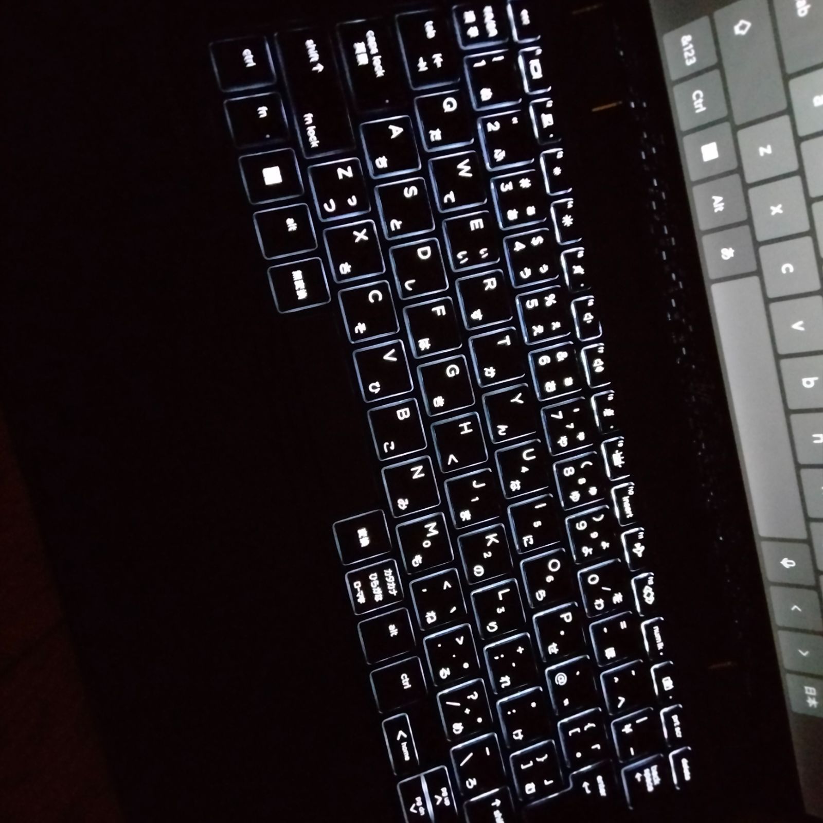 TBD04 HP DragonflyG2 11世代 i5 1135G7 16G 256G/SSD タッチ液晶