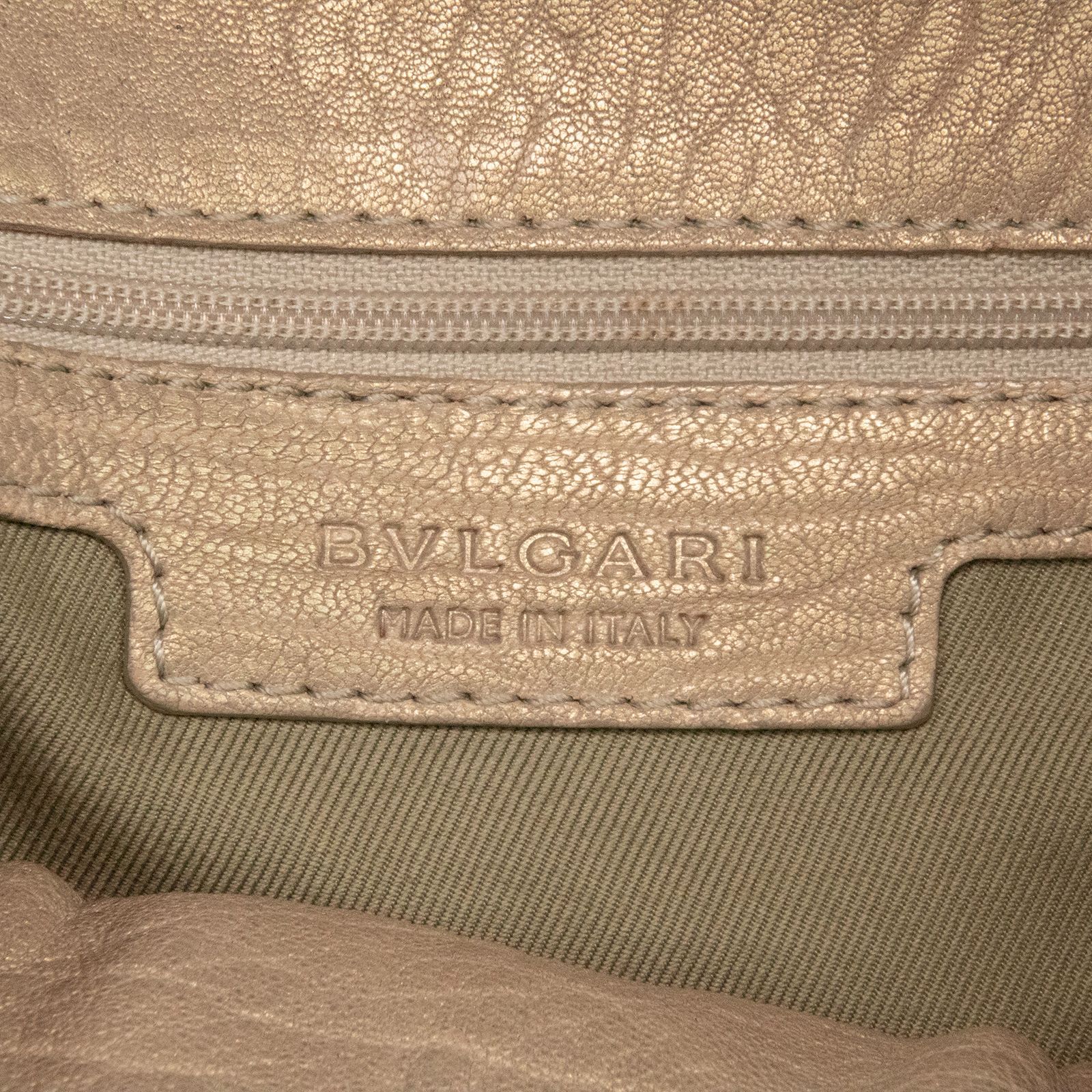 本物 送料無料 ブルガリ 2WAYショルダーバッグ クロスボディバッグ