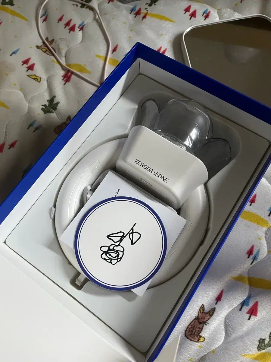 12月14日までzb1 ペンライト　新品未使用 ZEROBASEONE 公式ペンライト / OFFICIAL LIGHT STICK ZB1 ゼベワン公式