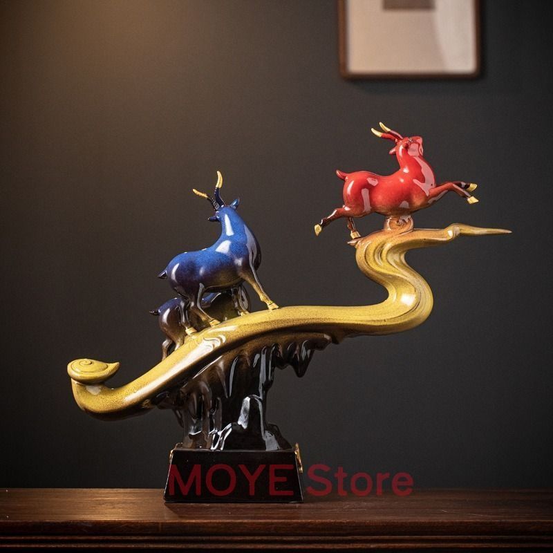 山羊 やぎ 置物 オブジェ 青 ブルー 赤 レッド 金色 ゴールド 黄金