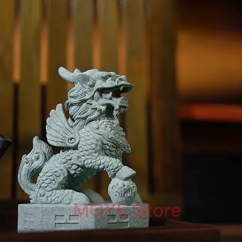  麒麟 置物 オブジェ 飾品 工芸品 幸運 長寿 縁起物 魔除け 厄除 木彫 開運 幸運 財運 金運 安産祈願 無病息災 子宝 健康運 インテリア リビングzw0117 デスク飾り 置物 インテリア小物