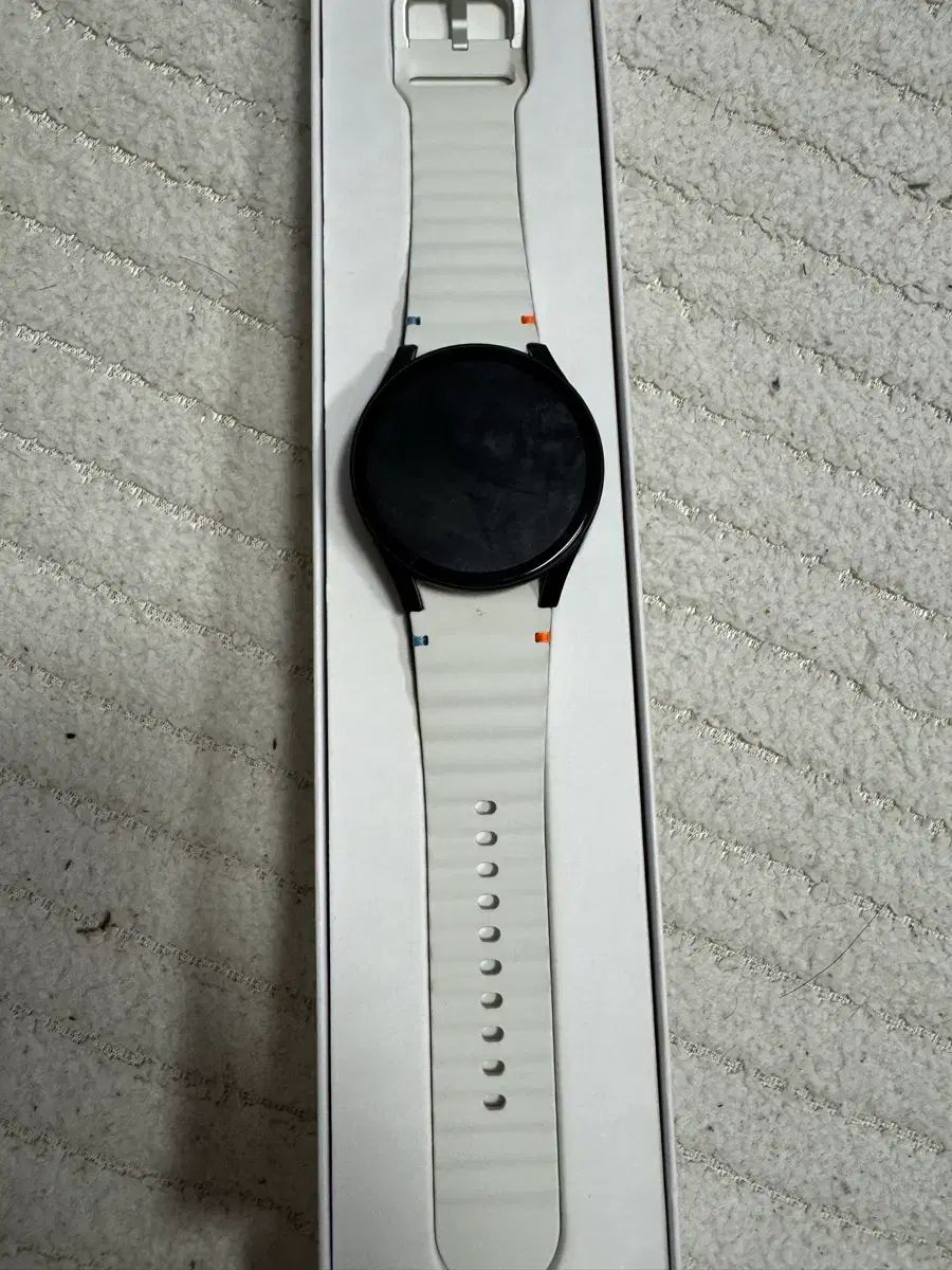 ギャラクシー ウォッチ クリーム 40mm