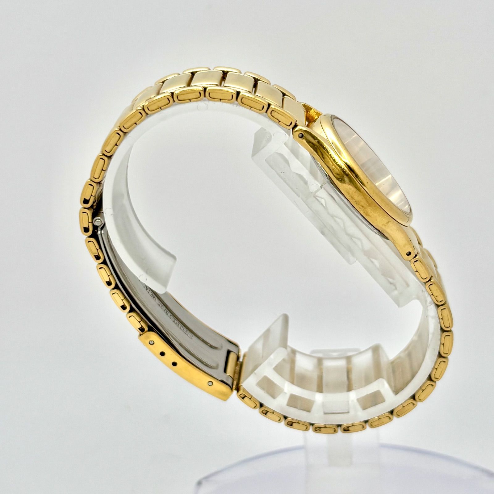 新品電池】SEIKO セイコー nouveau ヌーボ レディース 腕時計 ゴールド