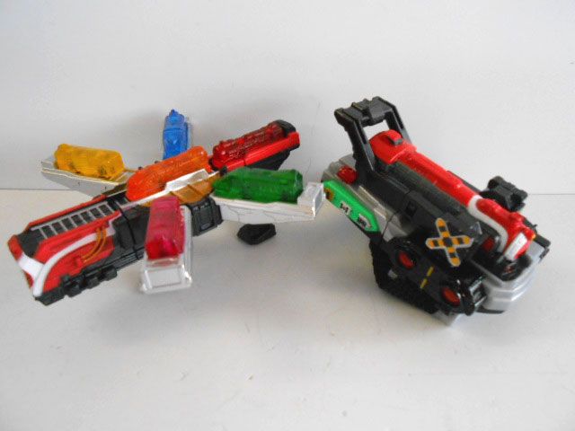 リアルチェンジ！トッキュウジャー｜ガシャポンオフィシャルサイト ♯Kjw01Jo烈車戦隊トッキュウジャーリアル ♯Kjw01MO烈車戦隊トッキュウジャーリアルチェンジ3人気6種 ガチャポン