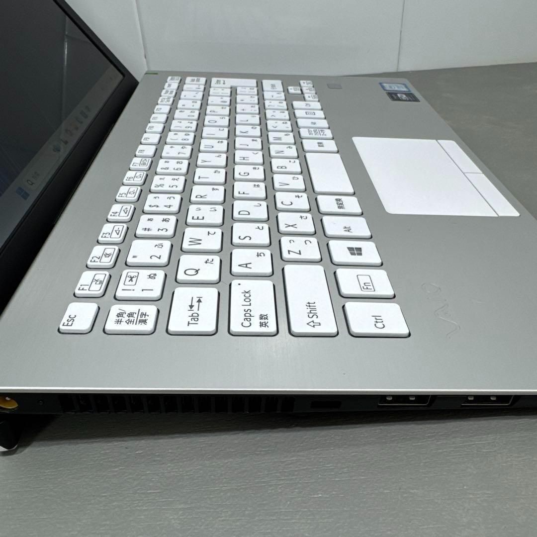 【高性能】VaioS11ホワイト☘7世代corei7☘新品NVMe512GB 高性能】VaioS11ホワイト☘7世代corei7☘新品NVMe512GB - メルカリ