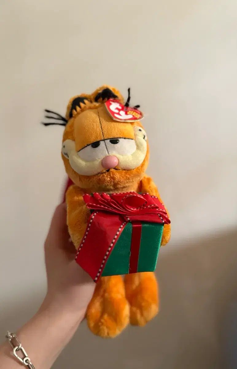 ヴィンテージ TY ガーフィールド ぬいぐるみ (クリスマス エディション