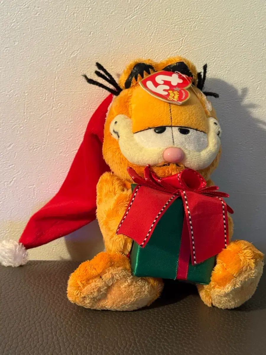 ヴィンテージ TY ガーフィールド ぬいぐるみ (クリスマス エディション